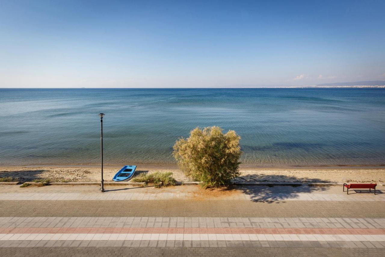 Metaxa Seafront Apartment Peraia  Екстер'єр фото